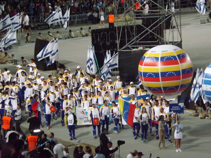 Soubor:Venezuelan delegation at the 2013 Maccabiah Games.JPG