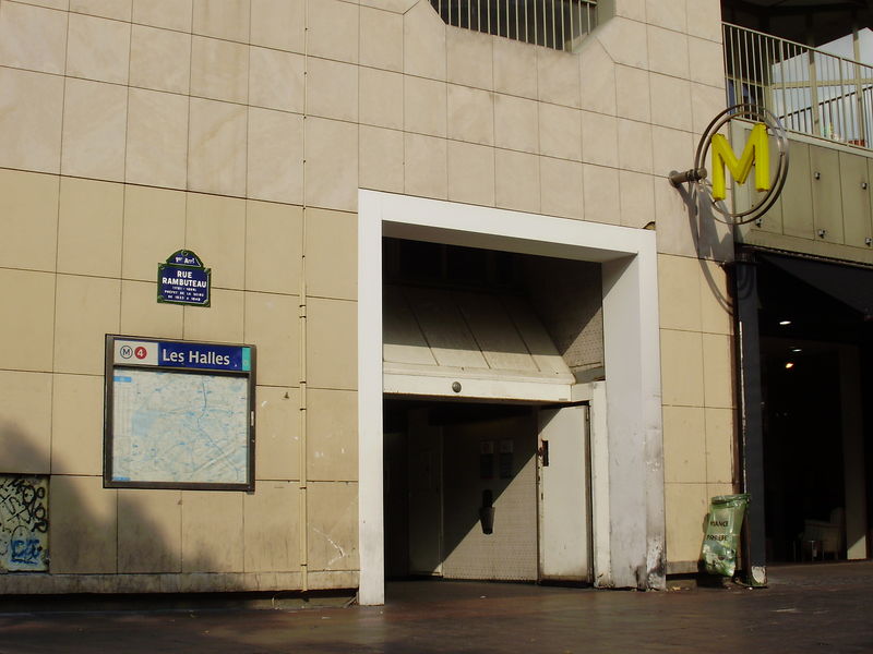 Soubor:Les Halles (metro de Paris) - Entree.jpg