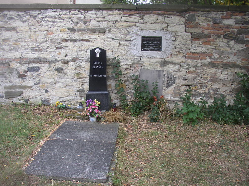 Soubor:Vrapice CZ old cemetery Vaclav Cerny burial site 020.jpg