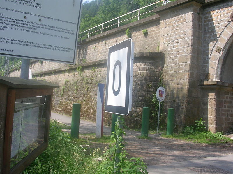 Soubor:Hranice Dolní Žleb - Schöna (03).jpg