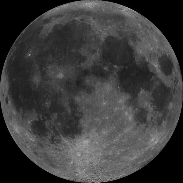 Soubor:Moon PIA00302.jpg