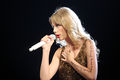 Taylor Swift-Speak Now Tour-EvaRinaldi-2012-17.jpg