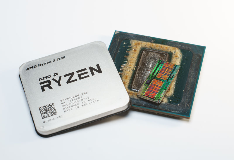 Soubor:AMD Ryzen 3 1200-FFFlickr-01.jpg