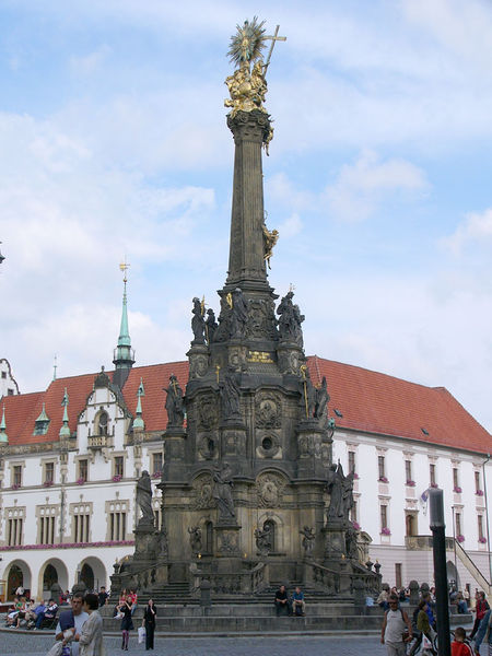 Soubor:Holy Trinity Column.jpg