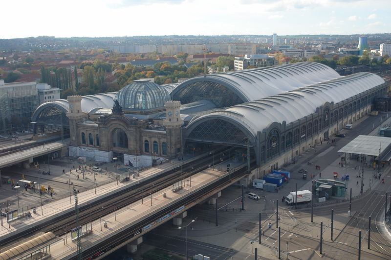 Soubor:Dresden-Germany-Main station.jpg