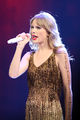 Taylor Swift-Speak Now Tour-EvaRinaldi-2012-23.jpg