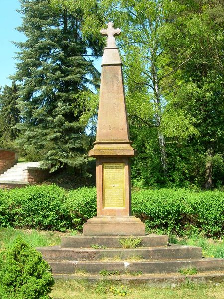 Soubor:Ondřejov pomník DSCN0576.jpg