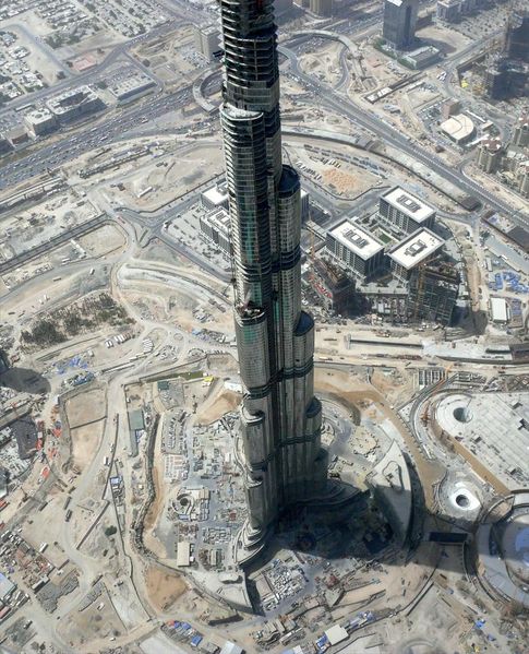 Soubor:Burj Dubai Under Construction on 8 May 2008 Pict 4.jpg