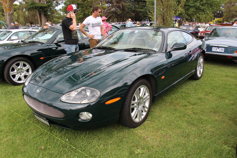 Soubor:2005 Jaguar XKR Coupe-Flickr2015-01.JPG