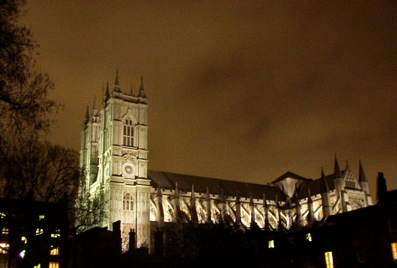 Soubor:Westminster abbey night.jpg