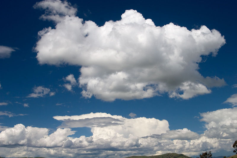 Soubor:Cumulus cloud.jpg