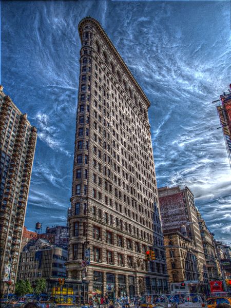 Soubor:Flatiron Building on Manhattan HDR.jpg