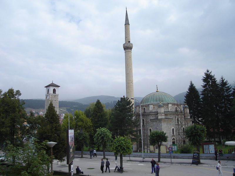 Soubor:Pljevlja City-center Mosque.JPG