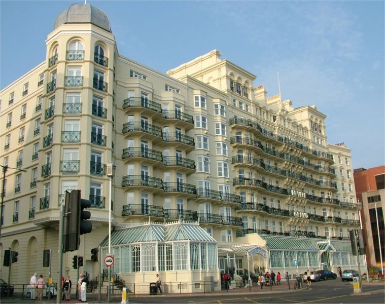 Soubor:Grand Hotel - Brighton - 02082004.jpg