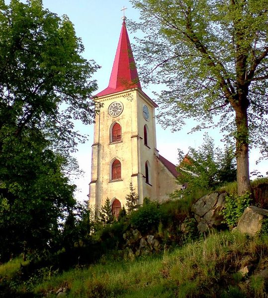 Soubor:Kostelni radoun kostel sv vita2.JPG