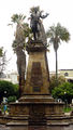 Plaza de Armas Sucre Decembre 2007 - Monument à Sucre.jpg
