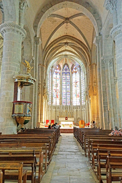 Soubor:France-002156 - Inside Basilica of Saint-Nazaire (15619961780).jpg
