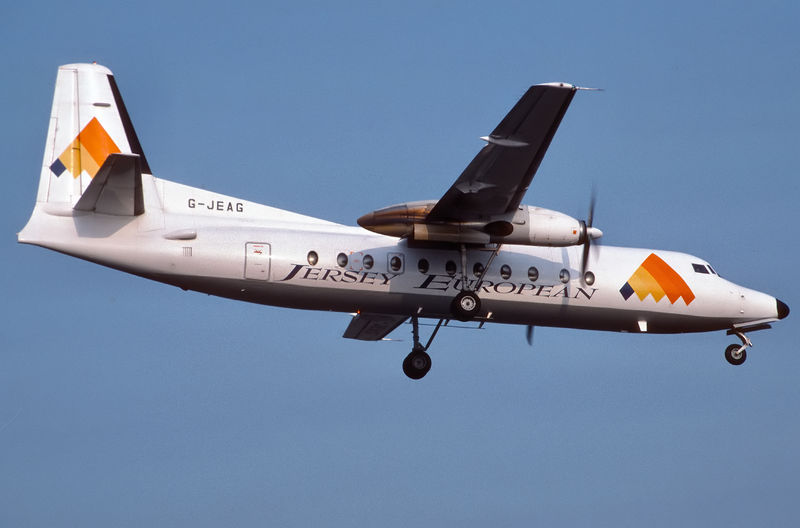Soubor:G-JEAG Fokker F-27-500 Jersey European LGW-Flickr.jpg