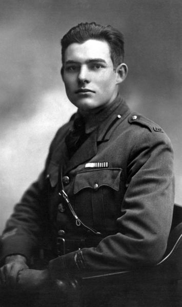 Soubor:Ernest Hemingway in Milan 1918 retouched 3.jpg