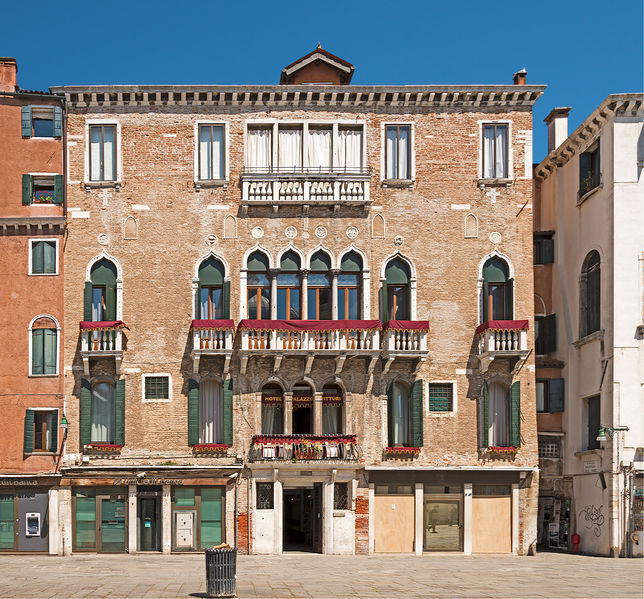 Soubor:Palazzo Vitturi (Venice).jpg