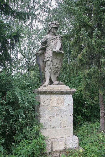 Soubor:Dohalice - socha Persea.jpg