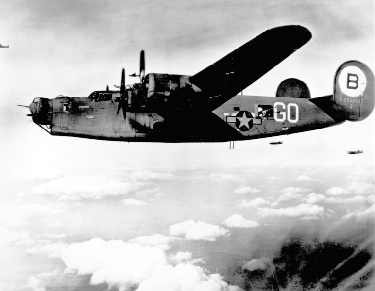 Soubor:B-24J-55-CO.jpg
