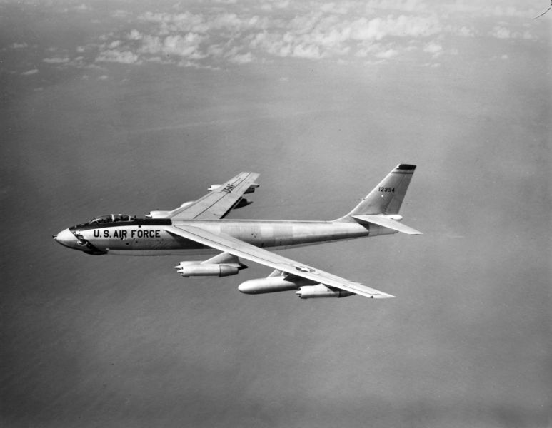 Soubor:Boeing B-47E Stratojet 51-2394.jpg