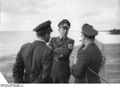 Bundesarchiv Bild 183-H28057, Rechlin, Rüstungstagung, Galland, Speer, Milch.jpg