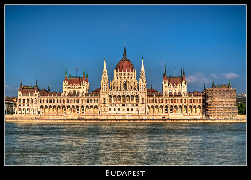 Soubor:Hungarian parliament1-PSFlickr.jpg