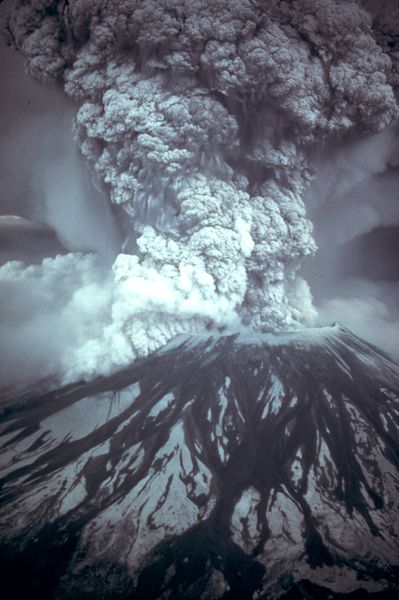 Soubor:MSH80 eruption mount st helens 05-18-80.jpg