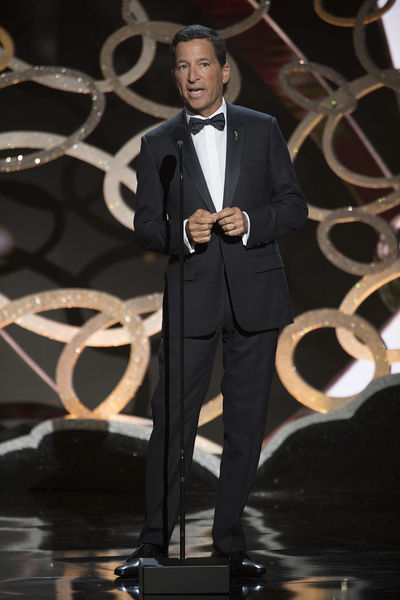 Soubor:68th Emmy Awards Flickr01p11.jpg
