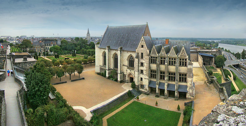 Soubor:Loire Maine Angers3 tango7174.jpg