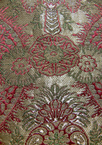 Soubor:Rot-silberner Ornat 1727 Bamberg Diözesanmuseum detail.jpg