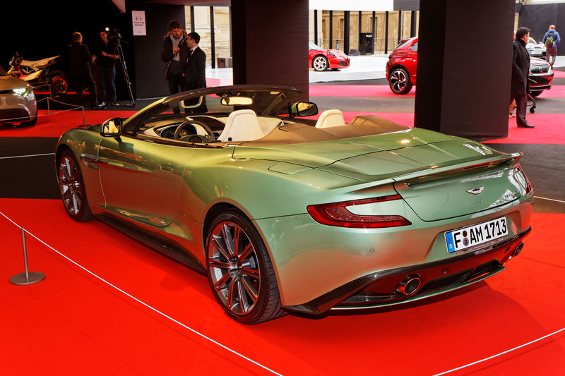 Soubor:Festival automobile international 2014 - Aston Martin Vanquish Volante - 004.jpg