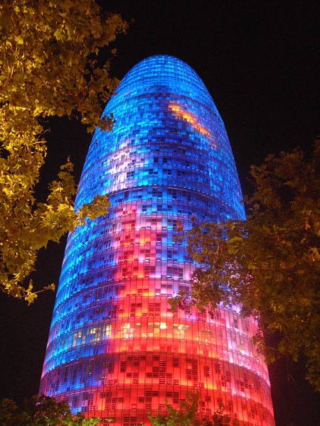 Soubor:Barcelona Torre Agbar 01.jpg