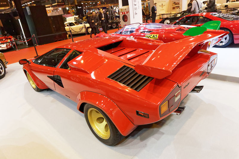Soubor:Rétromobile 2015 - Lamborghini Countach LP 400 S - 1981 - 009.jpg
