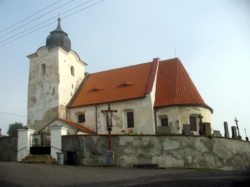 Soubor:Bukovník-kostel.jpg