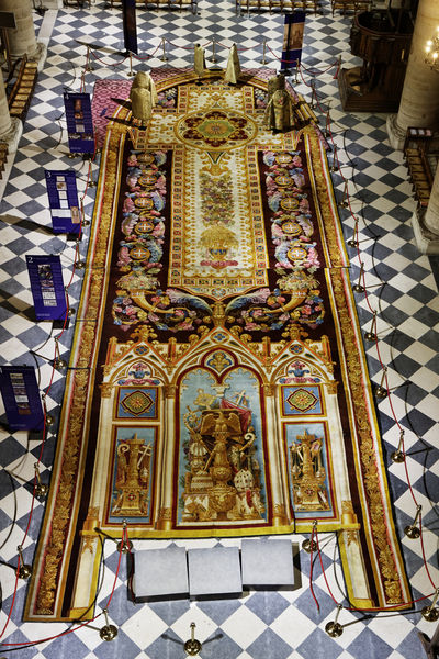 Soubor:Notre-Dame de Paris - Tapis monumental du chœur - 006.jpg