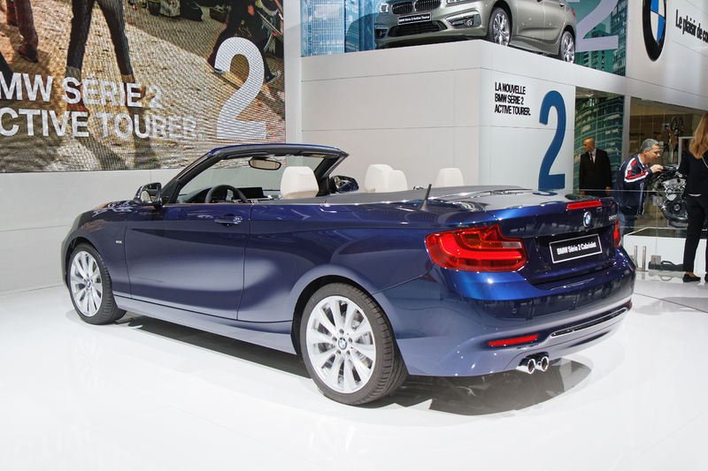 Soubor:BMW Serie 2 Cabriolet - Mondial de l'Automobile de Paris 2014 - 009.jpg