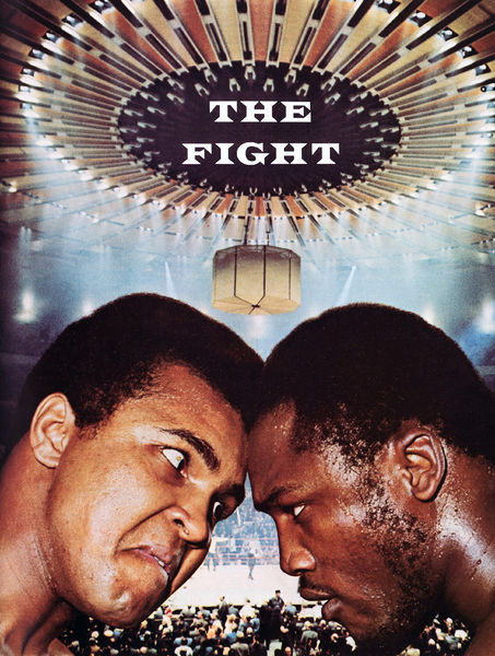 Soubor:The Fight of the Century program with Joe Frazier and Muhammad Ali, March 8, 1971-Flickr.jpg