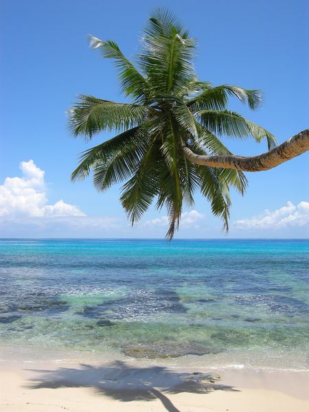 Soubor:Anse Takamaka-Mahé-Seychelles.jpg