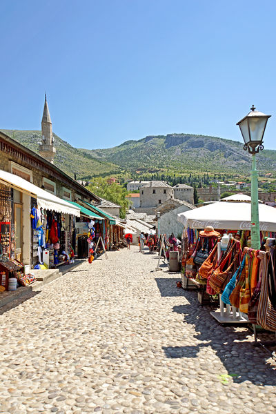 Soubor:Bosnia and Herzegovina-02203-Tourist Alley-DJFlickr.jpg