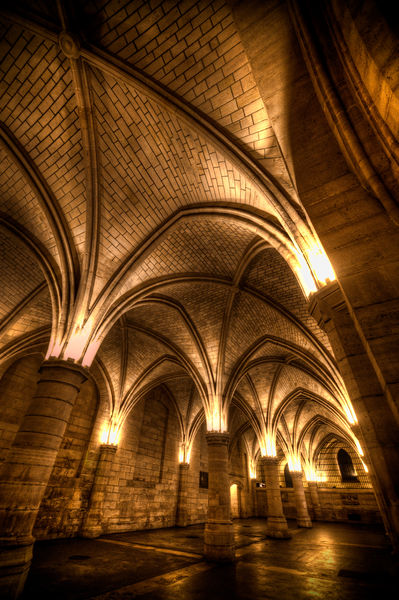Soubor:Inside the Conciergerie FLICKR.jpg