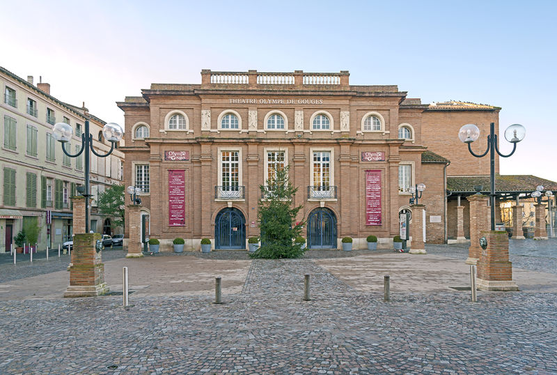 Soubor:Montauban - Olympe de Gouges theater.jpg