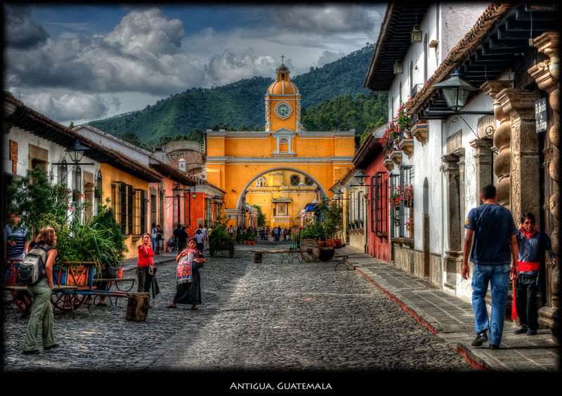 Soubor:Antigua, Guatemala2-PSFlickr.jpg