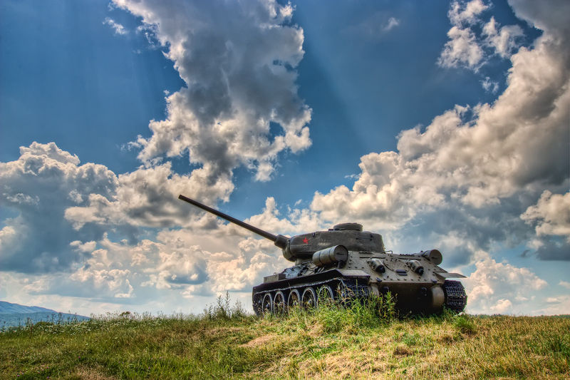 Soubor:Russian T-34 Tank-theodevil.jpg