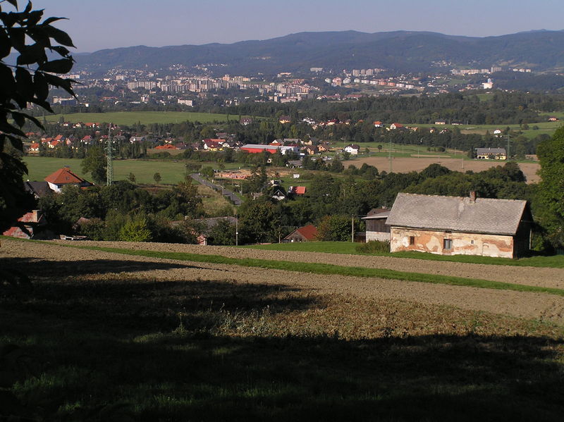 Soubor:Simonovice (pohled na Minkovice a Liberec).JPG