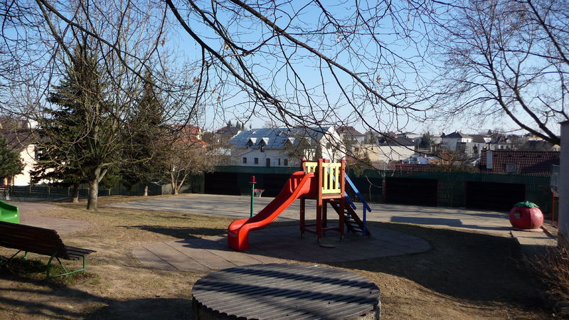 Soubor:Playground, Fryšták kindergarten (06).jpg