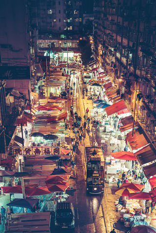 Nákupní ulice v Hong Kongu