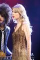 Taylor Swift-Speak Now Tour-EvaRinaldi-2012-30.jpg
